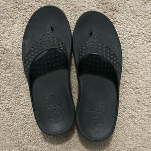 Black fitflops